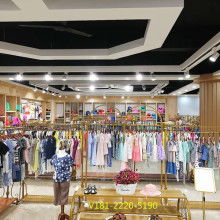 广州市巴啦服饰有限责任公司 一站式品牌服装批发供应商